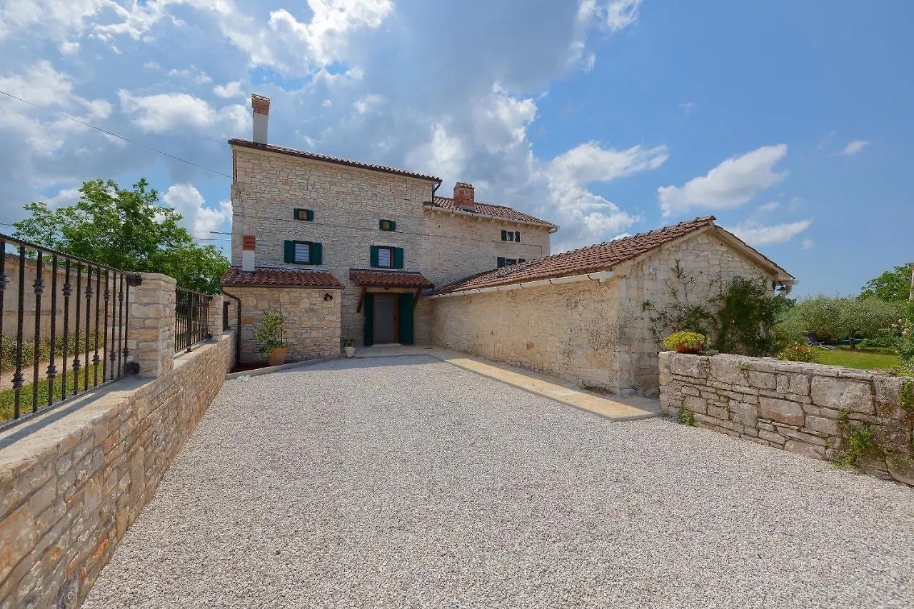 Villa Roza Butkovici   Butkovici (Istria)